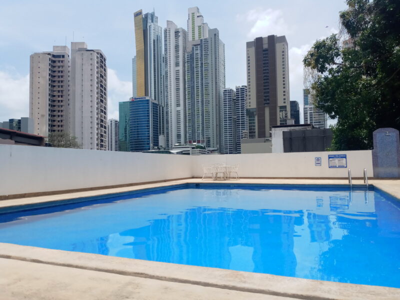 HOTEL TOWER HOUSE SUITES - Imagen 3